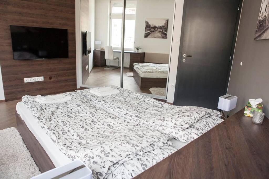 Apartment Downtown Ulloi 3 Budapest Exterior foto